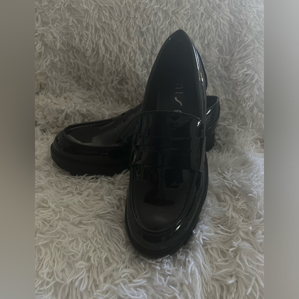 Unisa NWT women’s loafers